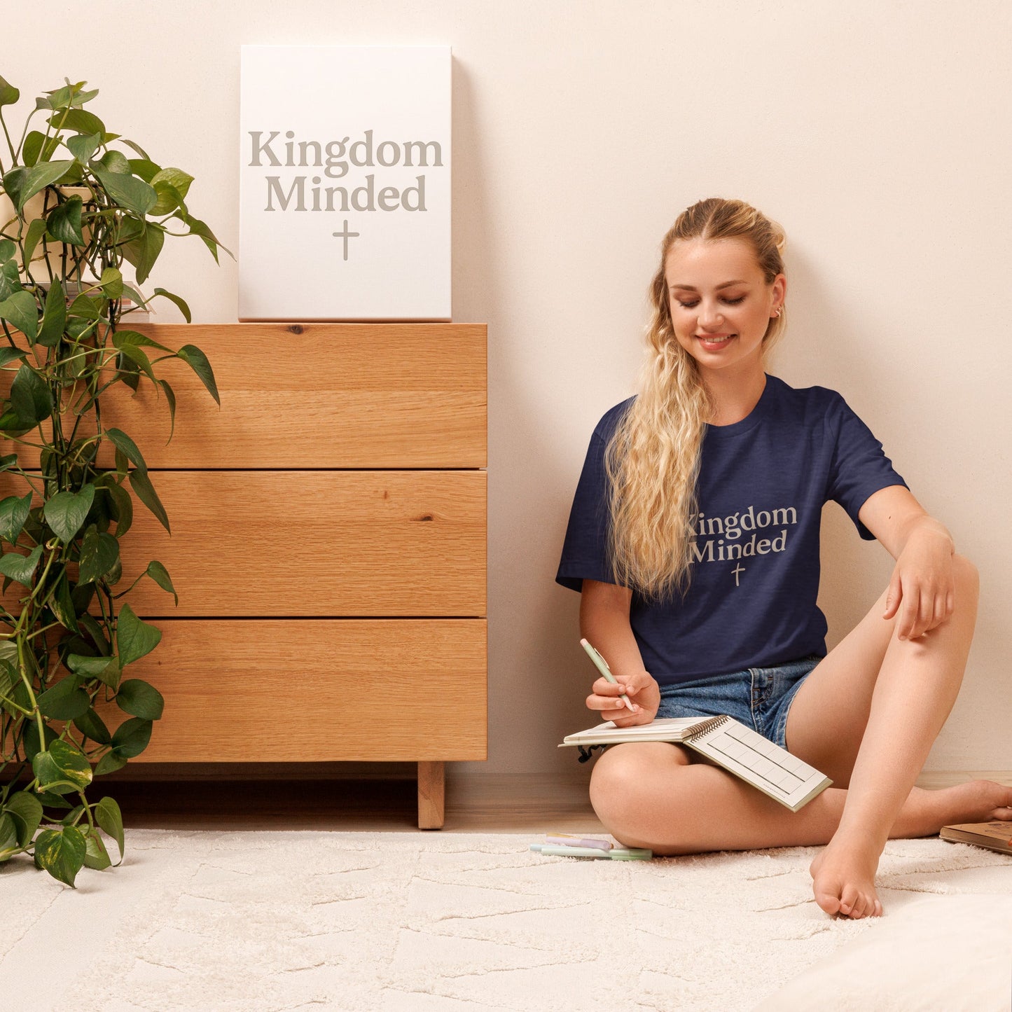 ✨ “Kingdom Minded” | Bold Christian Statement Tee for Purpose - Driven Living - The Buy Boom